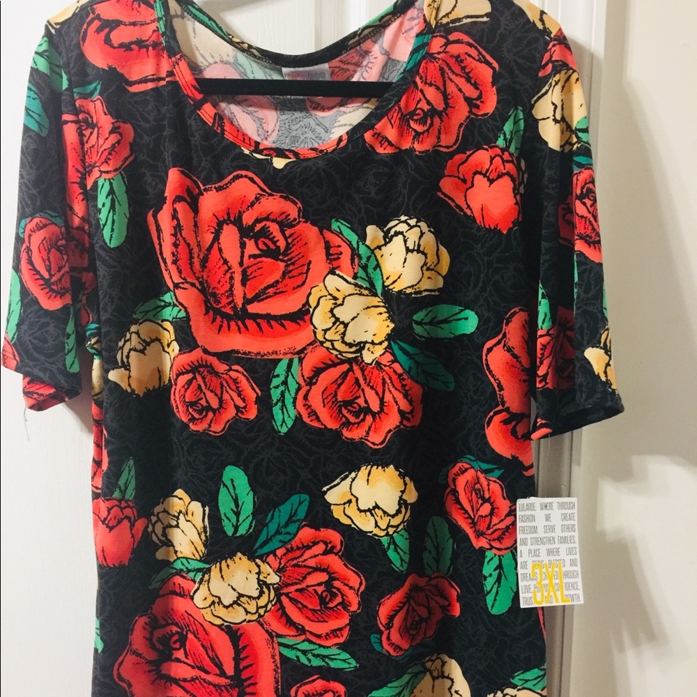 Lularoe Gigi Shirt